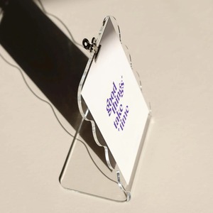 Porte-cartes en verre de luxe Organisateur décoratif idéal pour les fêtes de mariage ou l'utilisation quotidienne sur les bureaux ou les tables de travail - Product Image 1