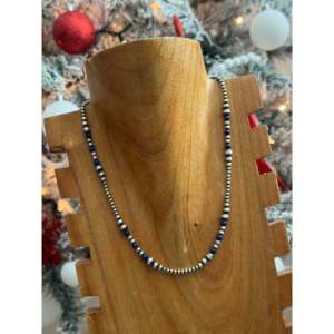 Collar de Perlas Graduadas Estilo Navajo con Lapislázuli y Plata de Ley - Product Image 3