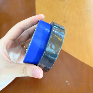 Cinta eléctrica de PVC duradera, flexible y aislante, fuerte sujeción, sin residuos, perfecta para reparaciones y protección de cableado - Product Image 4