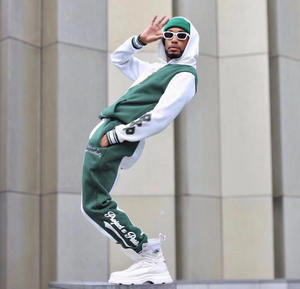 Ensemble de survêtement unisexe, jogging, vêtements de sport, sweat-shirts à capuche patchwork, broderie en chenille personnalisée, sweat-shirt et pantalon de survêtement bicolore - Product Image 4