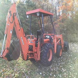 รถตักดิน Kubota รถแบคโฮเดอร์ตักเทอร์แบบใหม่ที่มีส่วนประกอบหลัก - Product Image 3