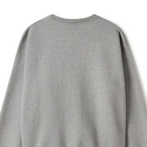 Sweat-shirt personnalisé Sweat-shirt à col rond en polaire douce et confortable Idéal pour les tenues décontractées Sweat-shirt de superposition et de confort hivernal - Product Image 2