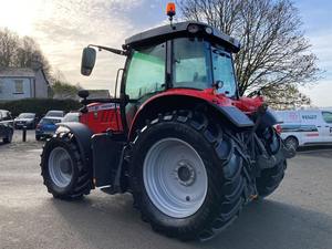 Tractor de rueda 4WD usado de alta calidad Massey Ferguson 6716S Tractor a la venta - Product Image 3
