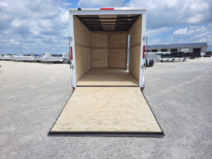 Remolque de Carga Cerrado 2026 Cross 7x14 con Eje Tándem, Remolque Utilitario con 84 Pulgadas de Altura Interior, Puerta de Rampa con Forma de V, Remolque de Carga con Capacidad de 7000 lb - Product Image 6