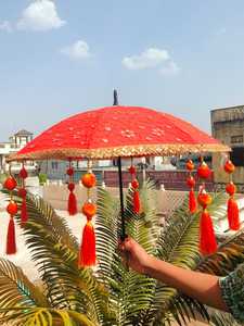 Ensemble assorti de 5 parapluies de mariage indiens modernes vintage brodés, 24 pouces, coton, couleurs vives, Haldi Mehendi, entrée de la mariée, nouvelle arrivée - Product Image 3