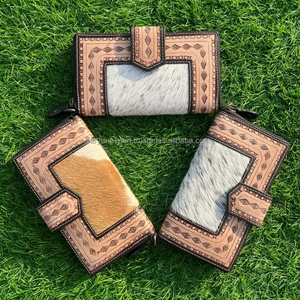 Nouveau Western élégant cuir de vachette usiné fourrure cuir bracelets embrayages femmes conçu sac à main vente chaude en cuir usiné portefeuilles uniques - Product Image 3