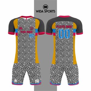 Tenue de football classique personnalisable 2026 avec noms, numéros et logos – Kits de maillots de football de haute qualité – Ensemble uniforme de soccer 100 % polyester - Product Image 2