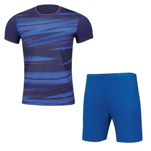 OEM nouvelle conception 2024 sur mesure uniforme de tennis Logo personnalisé prix de gros sport maillots de tennis et shorts ensemble uniforme