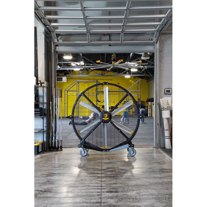 Ofertas válidas! Ventilador Industrial de Piso de 72 Pulgadas, Fuente de Alimentación de 120V, Uso Interior/Exterior, Enfriamiento de Alto Flujo de Aire para Áreas Comerciales - Product Image 2