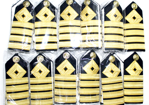 Écussons de grade militaire marine brodés sur mesure avec ancre dorée et rayures, à coudre, en tissu - Product Image 4