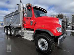 Camiones Volquete Usados FREIGHTLINER 108SD - Product Image 6