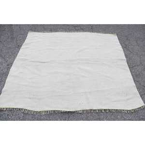 พรมตุรกีขนาด 5.6x4.9 ฟุต พรมวินเทจ พรมลายขาวแบบนามธรรม - Product Image 1