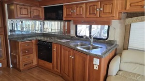 SUPPLIER OF 2006 Western Rv AL <b>PINE</b> 40MD - Product Image 4