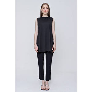 Tunique sans manches noire - Haut décontracté de loisirs - Product Image 1