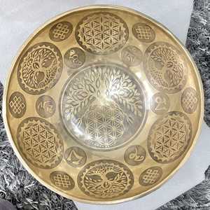 Cuenco Tibetano de Bronce Hecho a Mano de Alta Calidad para Terapia Mental, Cuenco de Sonido de Meditación de Metal Tibetano Personalizado, Directo del Fabricante - Product Image 3