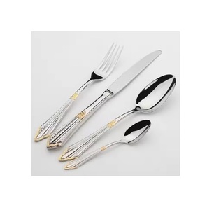Vente directe du fabricant en acier inoxydable 304 D044 4 pièces plaqué or couverts couverts ensemble 18/8 pour la fête de mariage - Product Image 1