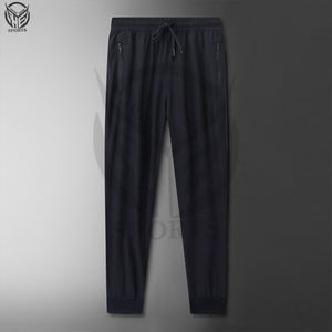 Pantalons de survêtement skinny décontractés pour hommes Pantalons pour hommes Pantalons de survêtement OEM personnalisés pour hommes - Product Image 4