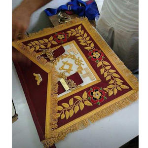 ผ้ากันเปื้อนรุ่น Masonic Regalia Grand Lodge ผ้ากันเปื้อนลายอิฐแดงและทองปักด้วยมือ - Product Image 1