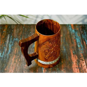 Chope à bière en bois artisanale écologique avec poignée et design sculpté à bas prix - Product Image 4