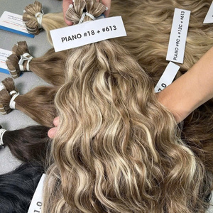 GRAN VENTA 50% Cinta vietnamita en extensión de cabello ondulado natural piano y colores completos listo para enviar - Product Image 1