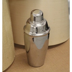 BRILLANT! Antique, Vintage, Acier Inoxydable, Plaqué Argent, Cocktail Shaker Collector's Item! Articles et outils de bar Art Déco - Product Image 3