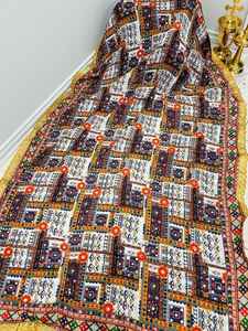 Chales de Banjara indios de lujo para mujer, nuevo diseño, chales de seda viscosa hechos a mano antiguos, bordado de trabajo de espejo pesado elegante - Product Image 6