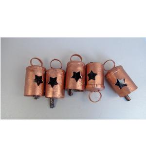 Campana de vaca de cobre con diseño de corte de estrella vintage, campanas colgantes de decoración navideña de Metal hechas a mano - Product Image 5