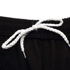 Conjunto de uniforme de fútbol para hombre con Jersey y pantalones cortos personalizados para partidos de equipo y entrenamiento - Product Image 6