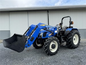 Tractor Agrícola Compacto USADO HOLLAND 110-90 de 4 Ruedas y 100 CV con Motor y Caja de Cambios y Equipo Agrícola en Venta - Product Image 6