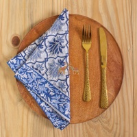 Couverture de table à fleurs bleues imprimée main traditionnelle indienne pour Banquets Hôtel Nappe en coton brodé réutilisable