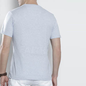 Camiseta de algodón para hombre de alta calidad Nuevo diseño Hecho en Pakistán Venta al por mayor disponible - Product Image 3