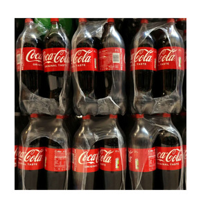 Coca Cola Original al por mayor en botellas PET de 2L, paquetes de 8 unidades para consumo familiar y venta al por mayor en tiendas de comestibles. - Product Image 1