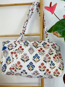 กระเป๋าสะพายไหล่ผ้าควิลท์ผ้าคอตตอนสุดหรูลายดอกไม้เป็นมิตรต่อสิ่งแวดล้อมทนทานขนาดใหญ่ - Product Image 2