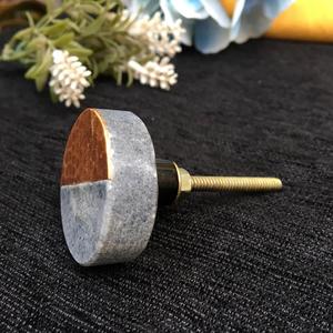 Poignée de porte en laiton et en marbre blanc, couleur, forme et taille personnalisées, fabriquée en Inde - Product Image 5