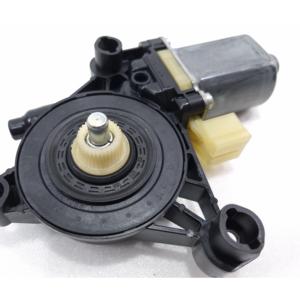มอเตอร์ไฟฟ้ากระจกหน้าต่างด้านหน้าขวา AUDI A3 Sportback Series (8VA) 5Q0959801B (12>18) - Product Image 5