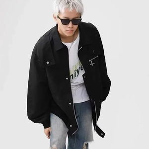 แจ็กเก็ตบอมเบอร์วินเทจสำหรับผู้ชายทรงหลวมสีแดงใช้งานได้อเนกประสงค์เครื่องแบบเบสบอล - Product Image 5