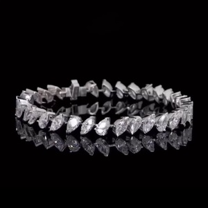 Bracelet tennis en diamant de forme poire contemporain, or blanc 14 carats, diamant de laboratoire cultivé, 8x4 mm, VS1, E F, certifié, fournisseur OEM ODM pour l'exportation - Product Image 2