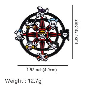 Groothandel Schattige Cartoon Anime Goud Zwart Nikkel Zacht Email Pinnen Custom Badge Reversspeldjes Met Kleding - Product Image 5