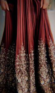 Faux Georgette avec séquence de broderie lourde fonctionne avec une manche complète et une robe Flair entièrement de 3 mètres avec Dupatta entièrement cousue - Product Image 4