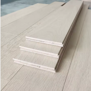 Parquet massif de luxe en chêne blanc australien, système clic, pour toute la maison - Product Image 4