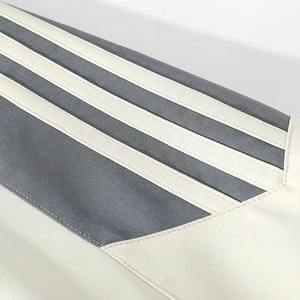 Survêtement léger pour femme avec fermeture éclair, tailles personnalisées, meilleur matériau, col à capuche, uni, teinture unie pour la saison hivernale - Product Image 6