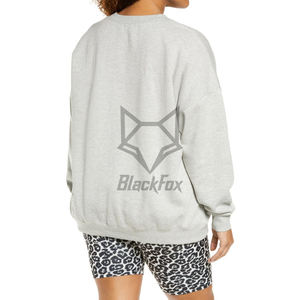 Sudadera de mujer de gran tamaño negra de alta calidad con decoración de insignia frontal antibolitas, Sudadera con capucha de invierno de Color con logotipo personalizado - Product Image 5