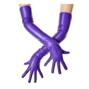 Gants en cuir pour femmes, style vintage, couleur violette, à manches longues, avec boutons aux poignets, fabriqués au Pakistan, 2026 - Product Image 1