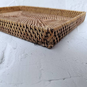 Elegante Bandeja Moderna de Ratán Natural Hecha a Mano de Primera Calidad, Organizador de Cocina Decorativo Móvil Tradebyd - Product Image 6
