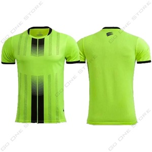 T-shirts pour hommes T-shirts pour hommes T-shirt sublimé en polyester à col en O pour hommes 170 Gsm Sublimation personnalisée - Product Image 6