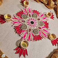 Porte-bougie en plastique écologique de style Rangoli, léger et exquis, décoration d'intérieur pour les occasions de Diwali, crée une ambiance chaleureuse et accueillante