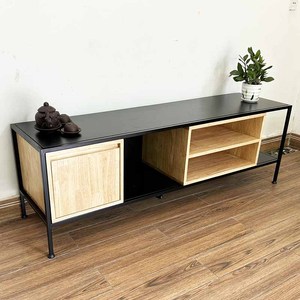 KTV68097 Soporte de TV de Hierro Moderno y Minimalista de Lujo con Consola Eléctrica de Madera de Caucho para Sala de Estar, Muebles para el Hogar - Product Image 2
