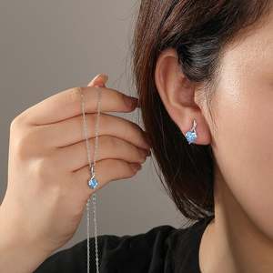 Jeulia Custom Classic Twist Heart Drop <b>Earrings</b>-Gold Plated Copper with Zircon Pearl & Diamond - Product Image 6
