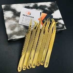 Pinzas de pestañas chapadas en oro de 24K Pinzas de extensión de pestañas de acero sostenible personalizadas con logotipo privado Herramienta de belleza OEM - Product Image 1