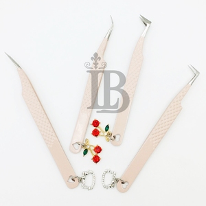 Nouvelle pince à épiler Beige Hello Kitty faux cils pince à épiler haut rang durable cerise charme pince à épiler pour Extension de cils Logo - Product Image 5